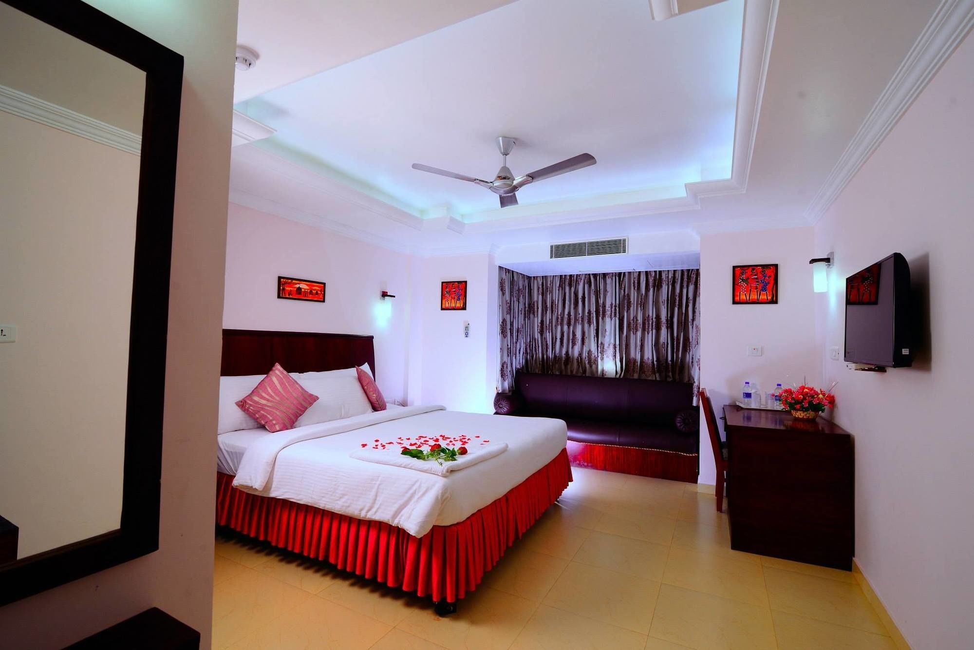 Hotel Sps Kings Way Thiruvananthapuram Zewnętrze zdjęcie